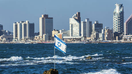 Кредитный рейтинг Израиля понижен из-за военных рисков