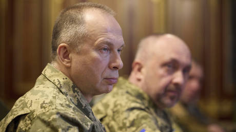 Главный генерал Украины объявил о кадровых перестановках
