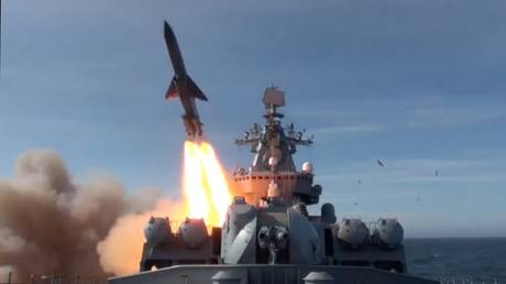 Россия, Китай и Иран начинают совместные военно-морские учения