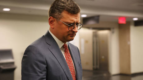 Зеленский может уволить министра иностранных дел – украинские СМИ
