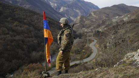 Армения реагирует на сообщения о наращивании военной мощи на границе с Азербайджаном