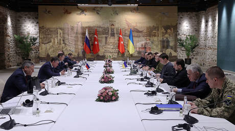 Появляются подробности несостоявшегося мирного договора между Россией и Украиной
