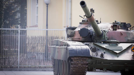 Польша «потеряла счет» танков, которые отправила в Украину
