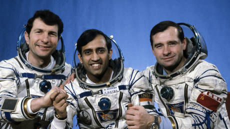 Россия и Индия отмечают 40-летие со дня первого совместного полета в космос