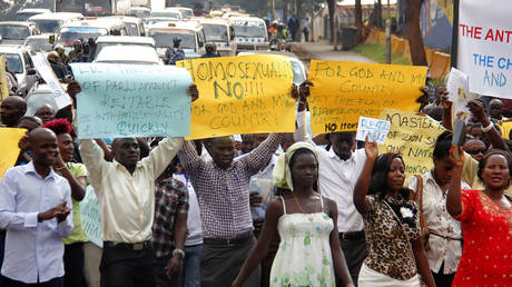 Суд Уганды отклонил предложение отменить закон против геев