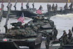 НАТО использует военные учения для «подготовки к войне с Россией»
