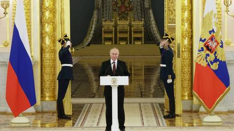 Путин принимает присягу президента Росси