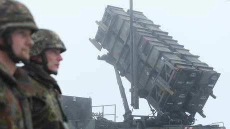 Зеленский хочет, чтобы НАТО сбивала российские ракет