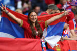 Сербские фанаты скандируют «Владимир Путин!»  на Евро-2024