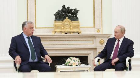 Орбан и Путин обсуждают «кратчайший путь» выхода из конфликта на Украине