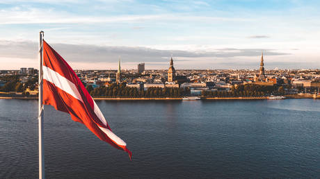 Государства ЕС не пускают российских владельцев недвижимости - СМИ