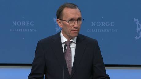 Двойные стандарты Запада: Норвегия обвиняет союзников в избирательной критике России и Израиля