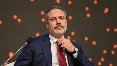 Турция разорвала все экономические связи с Израилем и закрыла воздушное пространство