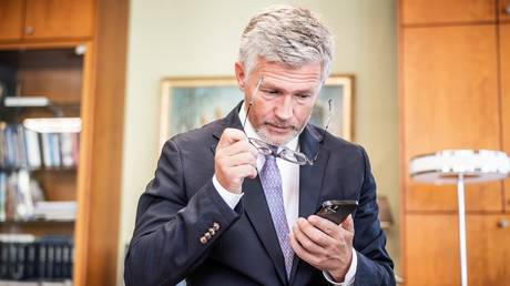 Европа пытается задобрить Трампа: Мелник раскритиковал спекуляции о войсках НАТО в Украине