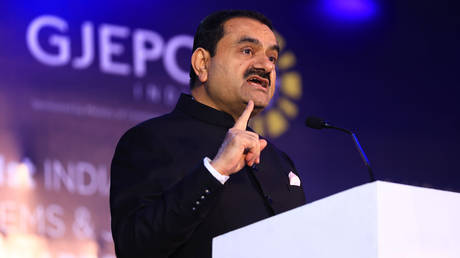 Сделка Adani Group с США под угрозой из-за разногласий по российской нефти и Пакистану
