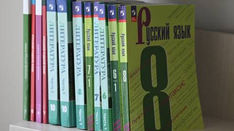Русский язык в Украине: подростки бросают вызов языковой политике, заявляют власти