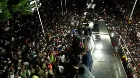 Давка на митинге кинозвезды Виджая в Индии унесла жизни 39 человек