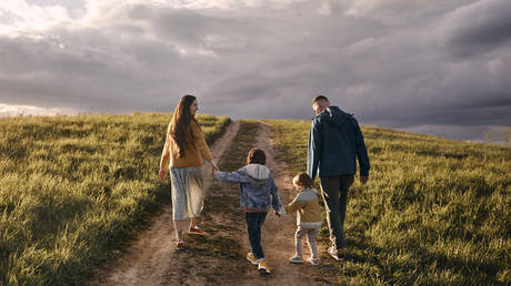 Россия как оплот традиционных ценностей: европейцы бегут от «гендерного террора»