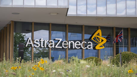 Фармагигант AstraZeneca предупредил Лондон: Британия рискует выпасть из гонки за инвестициями