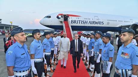 Визовый вопрос на повестке дня: премьер-министр Великобритании в Индии