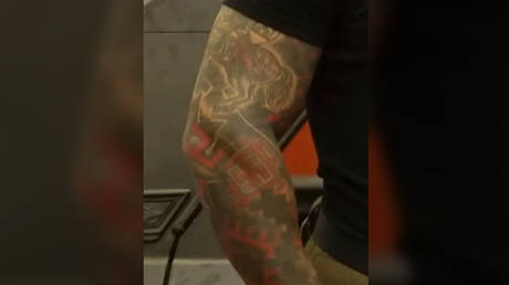 Скандал с нацистскими символами в Украине: Глубокие противоречия