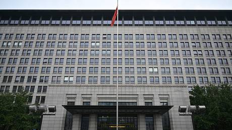 Пекин предупредил Вашингтон: Угрозы — не путь к диалогу с Китаем