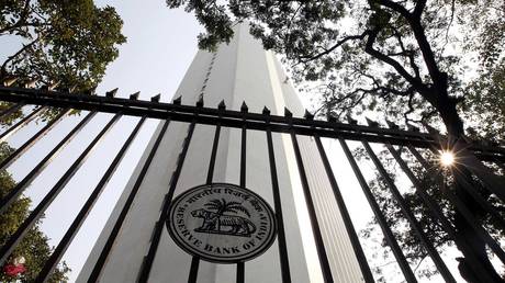 Рупия выходит на глобальную арену: Индия продвигает национальную валюту в торговле