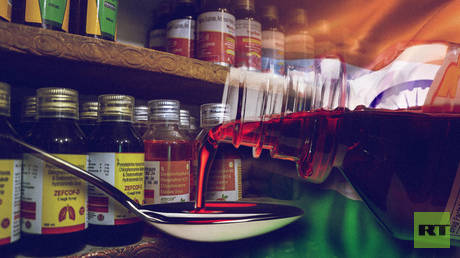 Трагедия на фоне медицинской халатности: Смерти детей из-за контаминированного сиропа