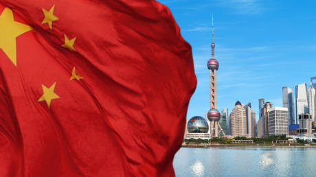 Стратегия Китая: Путь к Технологической Независимости