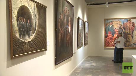 Возвращение великой эпохи: В Москве открылась выставка советского декоративного искусства