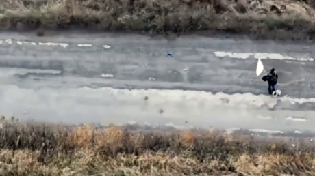 Белое знамя не помогло: видео с передовой шокирует жестокостью