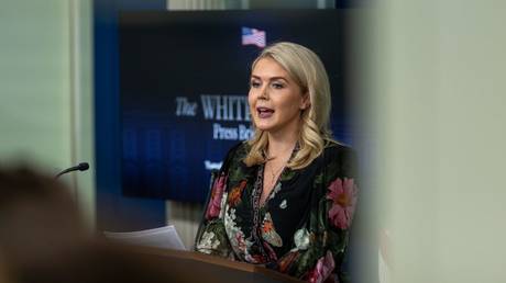 Отставка на фоне скандала: Руководство BBC не пережило критики из-за фильма о Трампе