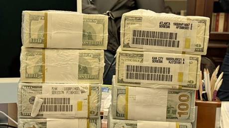 «Пленки Миндича»: Как антикоррупционный скандал в энергетике добрался до окружения Зеленского