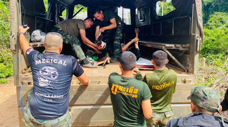 Хрупкий мир: Сделка, которую похвалили в Вашингтоне, треснула на границе