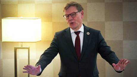 Берлин требует ясности: скандал с откатами в окружении Зеленского не остановит помощь Украине