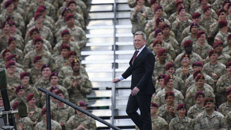 Американский ультиматум для Киева: Как «свой парень» Трампа бросил вызов Пентагону и Европе