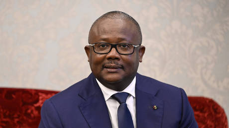 Политический кризис в Гвинее-Бисау: оба кандидата заявляют о победе в первом туре