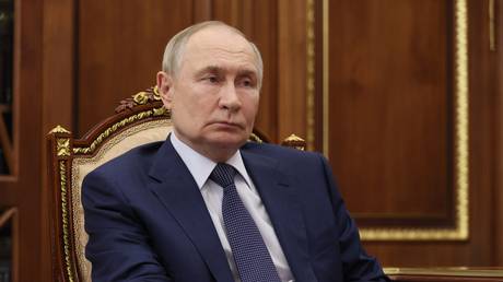 Язык провокации: Как западные заголовки превращают сдержанность в агрессию