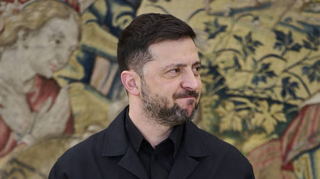 Дипломатическая размолвка: Киев и Варшава спорят о том, кто должен нанести первый визит