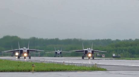 Минобороны РФ объявило о массированных ударах по объектам ВПК и энергетике Украины в ответ на теракты