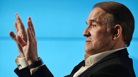 Виктор Медведчук: США рискуют установить в Киеве «британского агента»