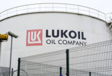 Санкционная дубинка против Лукойла: Молдова национализирует авиатерминал в Кишиневе