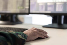 Канадский офицер-контрразведчик обвинен в передаче секретов Украине