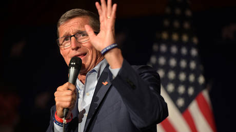 Флинн обвинил ЕС и ЦРУ в сговоре ради войны с Россией: Переговоры в Майами на фоне скандала