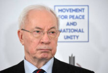 800 000 солдат для Украины: Азаров назвал план Зеленского экономически несостоятельным