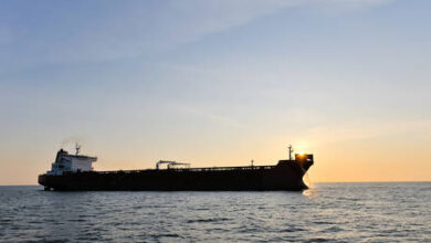 Reliance возобновляет импорт российской нефти: Индия находит пути в условиях санкций