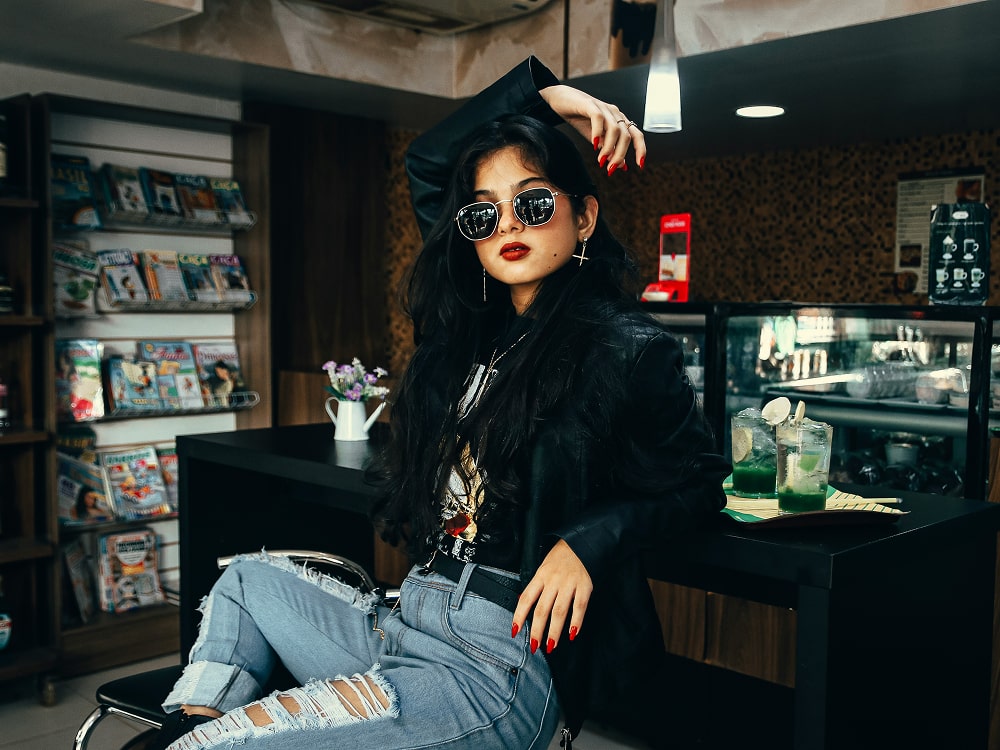 rectangle 305 (1) min