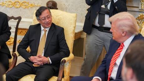 Перелом в отношениях: Трамп и Петро проводят переговоры в Белом доме