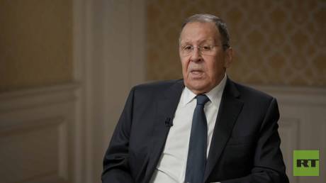Лавров: Зеленский не интересуется миром, так как любая договоренность поставит конец его карьере