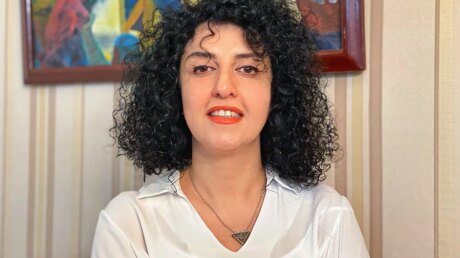 Иран приговорил Нобелевского лауреата к дополнительным 7 годам тюремного заключения